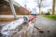 WMD druk bezig bij wateroverlast in Emmen